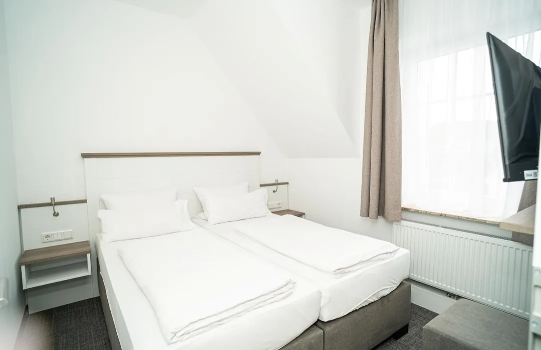 Hotel Seeschwalbe-1